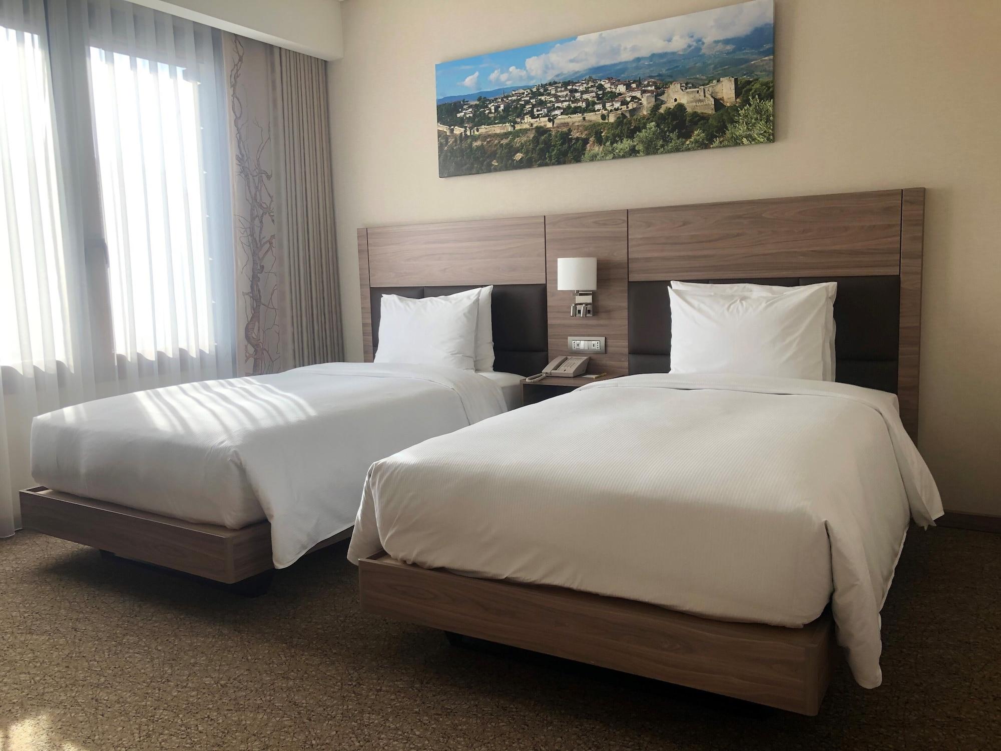 Hilton Garden 4* Tirana